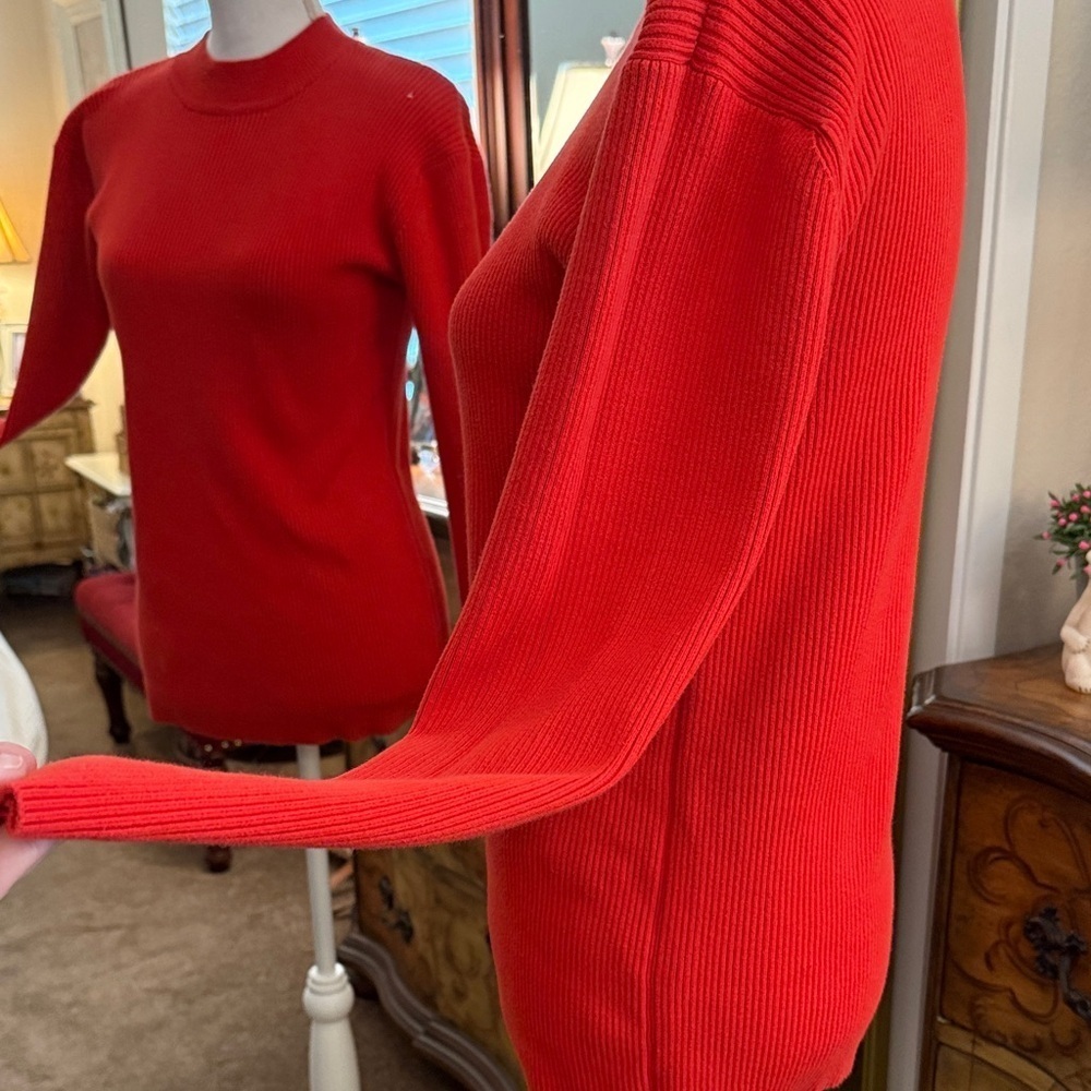 Adrienne Vittadini Vibrant Red Turtleneck Sweater 86% Cotton - Picture 6 of 10